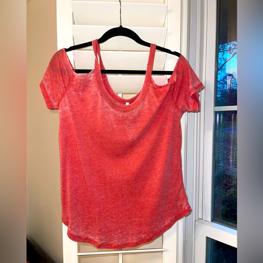 Red cotton casual top
